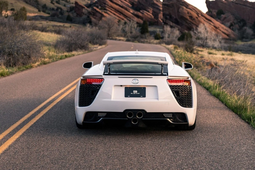 2012 Lexus LFA - Image 26 of 31