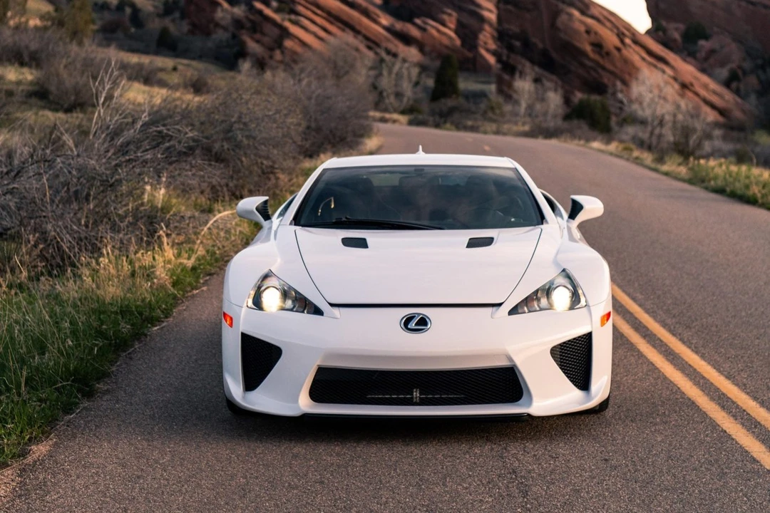 2012 Lexus LFA - Image 24 of 31