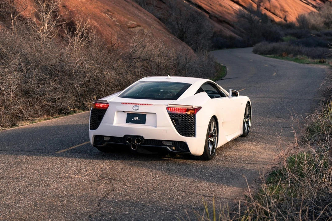 2012 Lexus LFA - Image 29 of 31