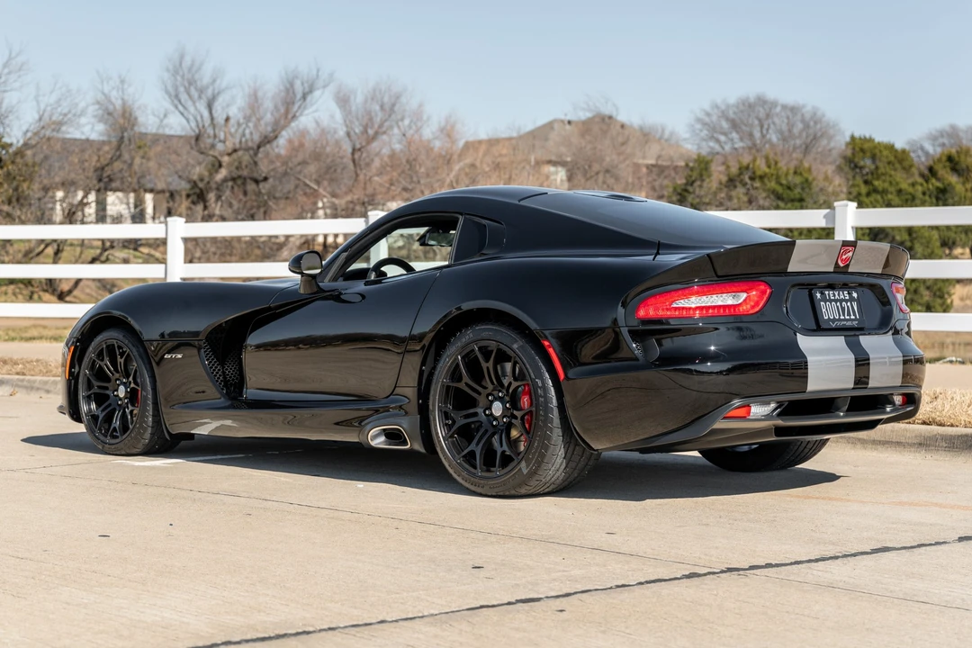 2013 Dodge Viper 5th Gen - Image 4 of 31