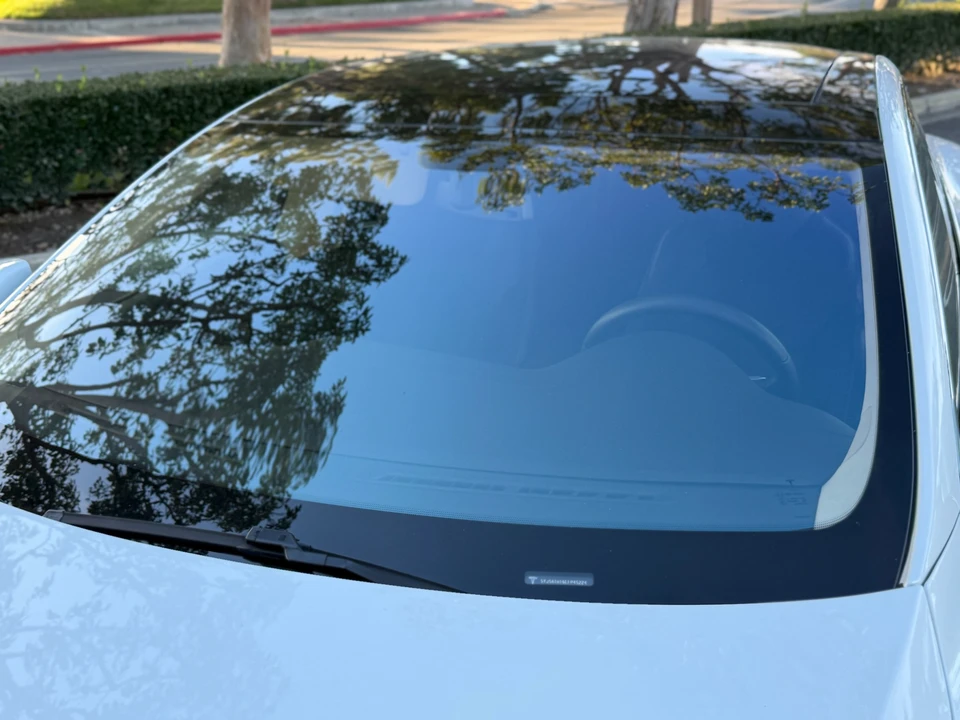 2014 Tesla Model S - Image 23 of 31