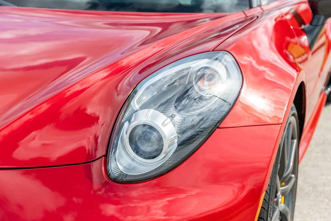 2015 Alfa Romeo 4C Spider - Image 14 of 31