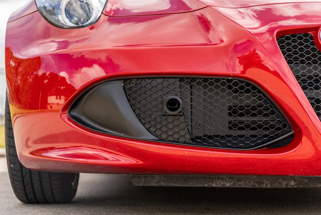 2015 Alfa Romeo 4C Spider - Image 11 of 31