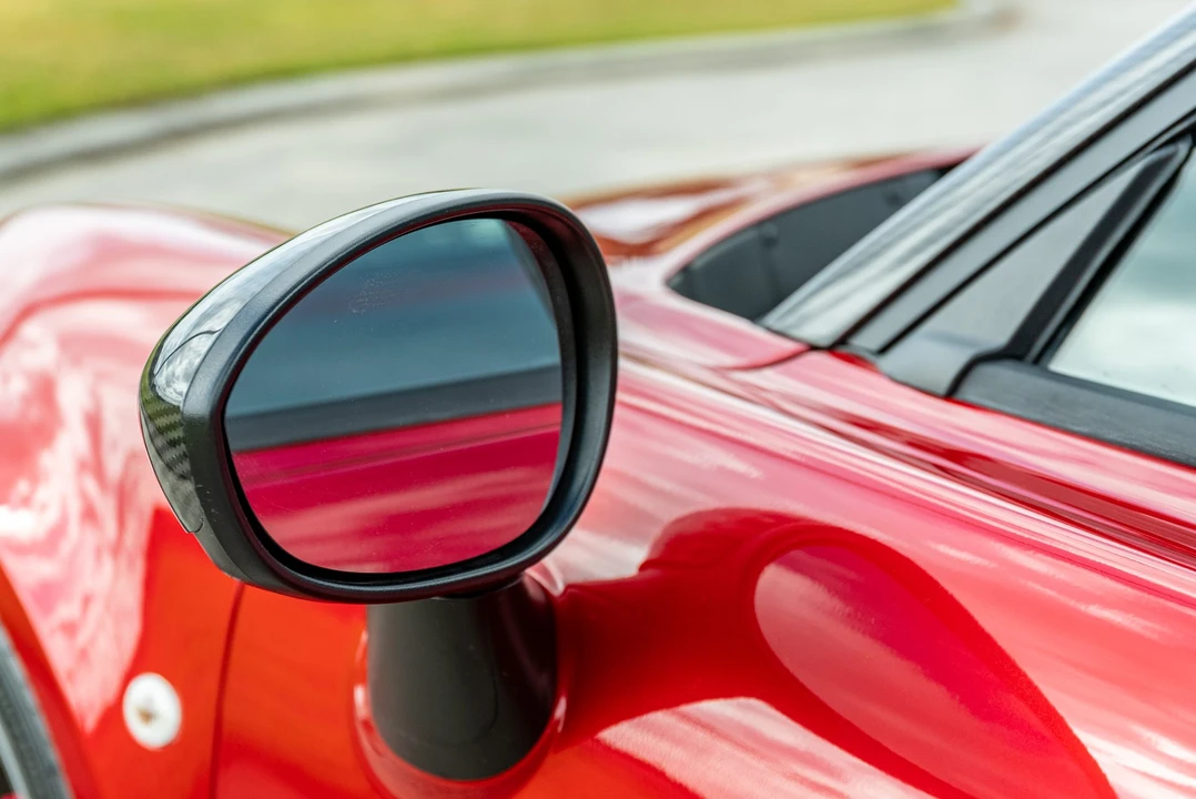 2015 Alfa Romeo 4C Spider - Image 19 of 31