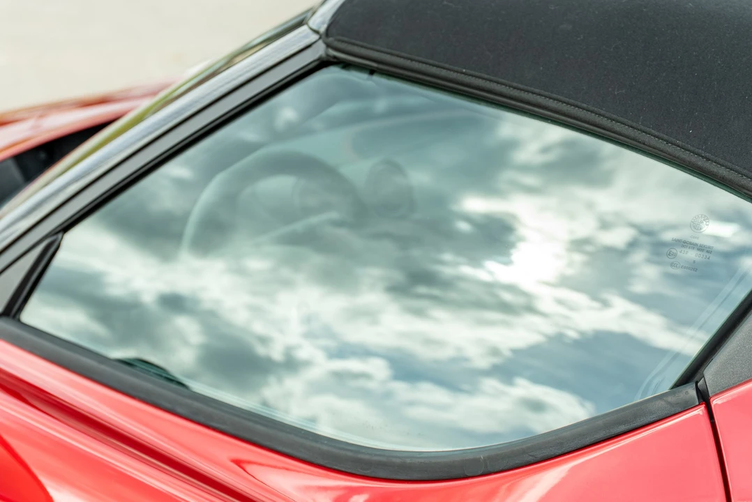 2015 Alfa Romeo 4C Spider - Image 21 of 31