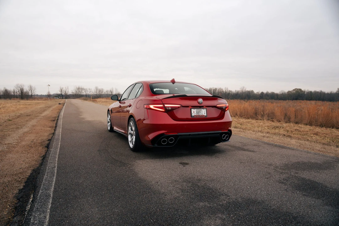2017 Alfa Romeo Giulia Quadrifoglio - Image 30 of 31