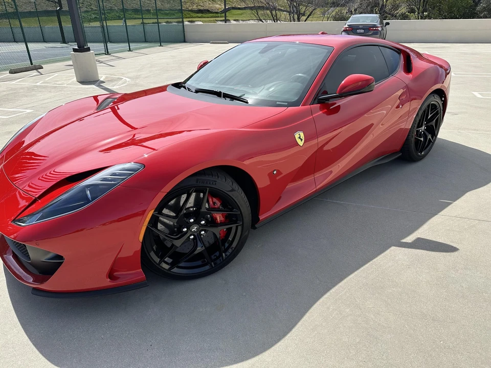 2018 Ferrari 812 Superfast - Image 3 of 31
