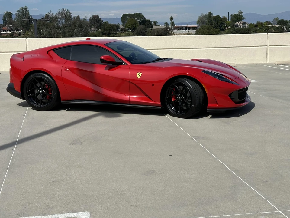 2018 Ferrari 812 Superfast - Image 14 of 31