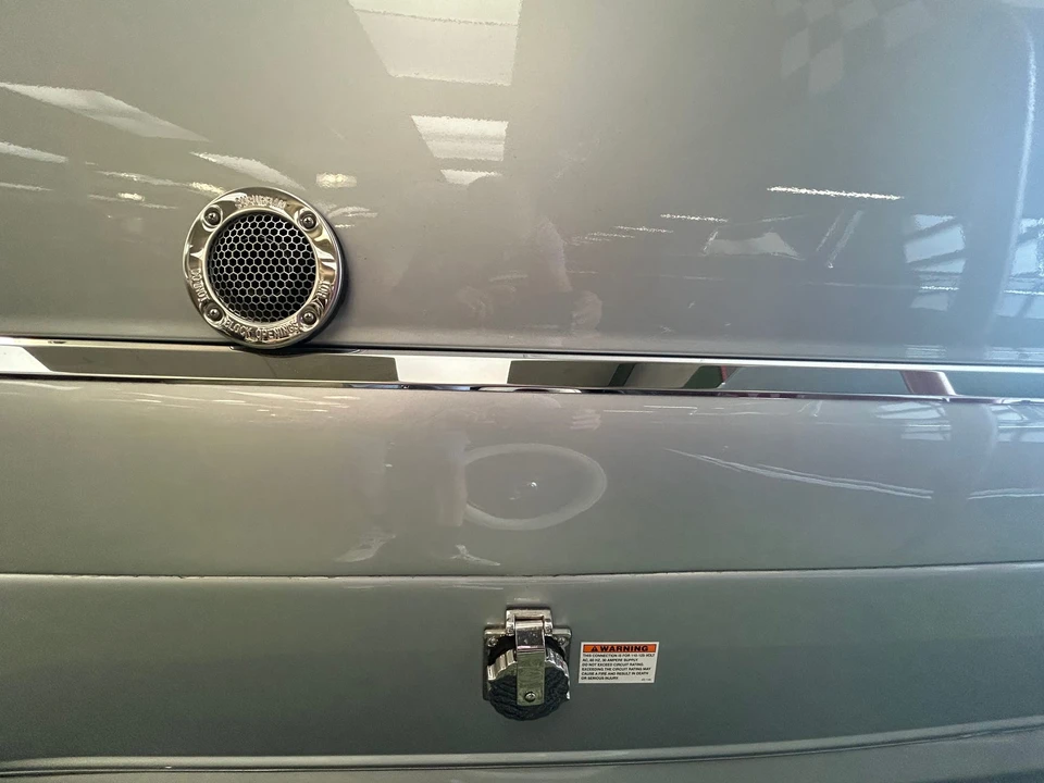 2021 Airstream - Image 25 of 31