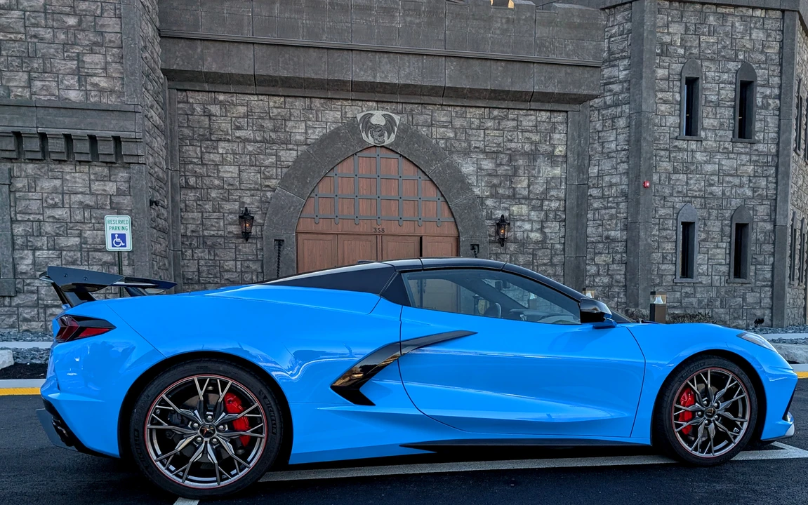 2023 Chevrolet Corvette C8 - Image 12 of 31