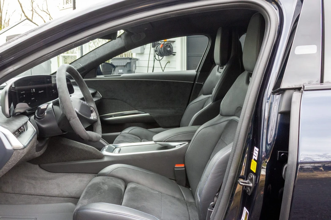 2024 Lucid Air - Image 4 of 6