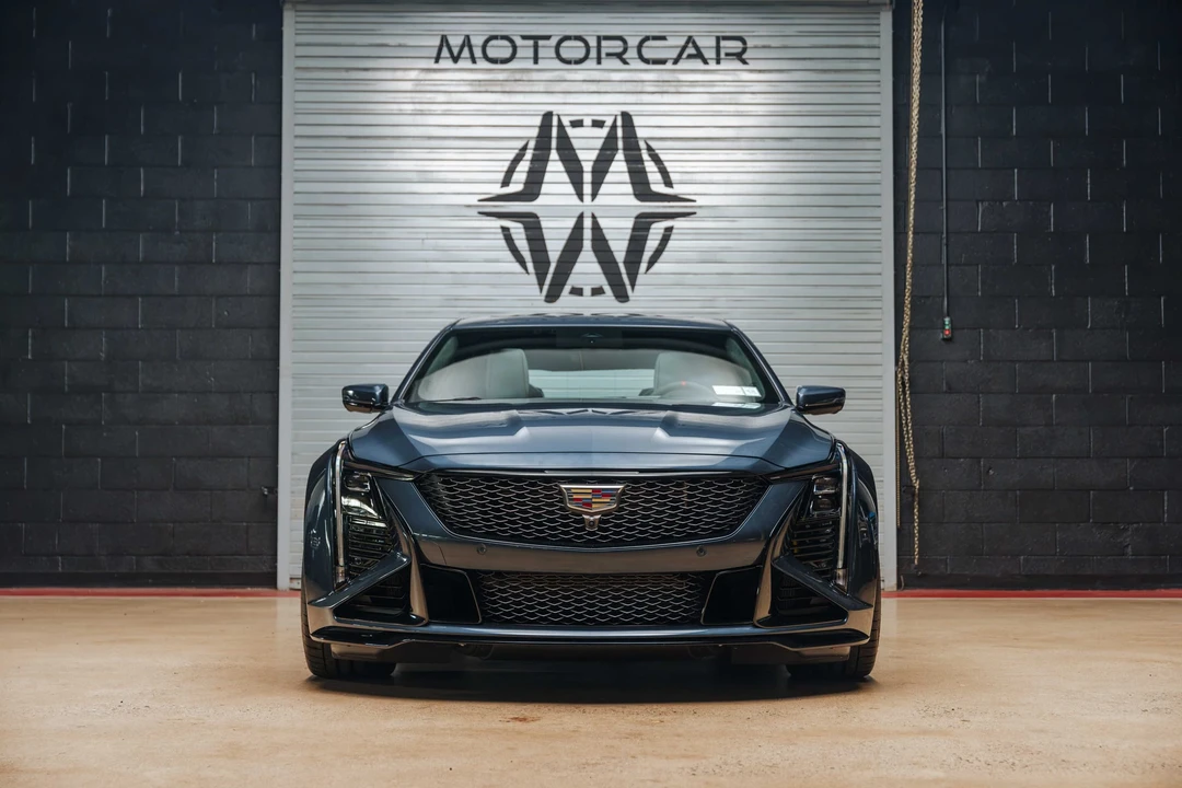 2025 Cadillac CT5-V Blackwing - Image 10 of 31