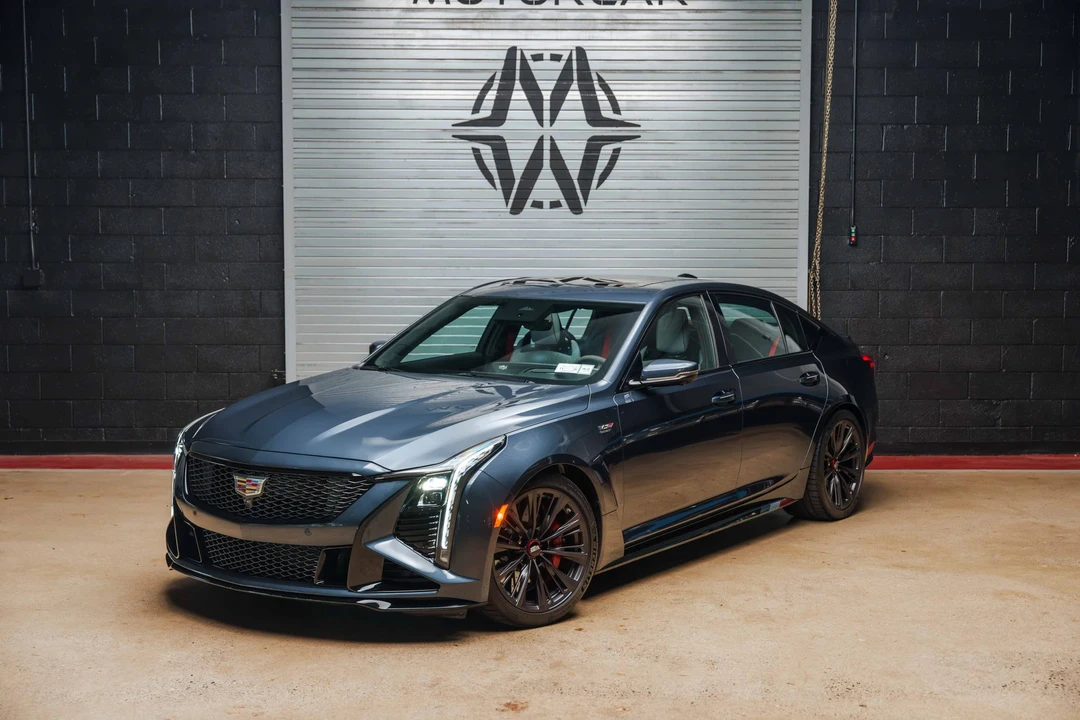 2025 Cadillac CT5-V Blackwing - Image 8 of 31