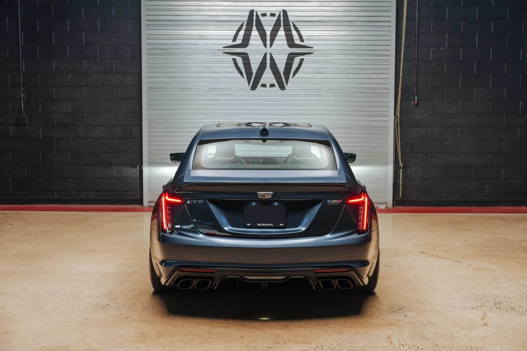 2025 Cadillac CT5-V Blackwing - Image 18 of 31