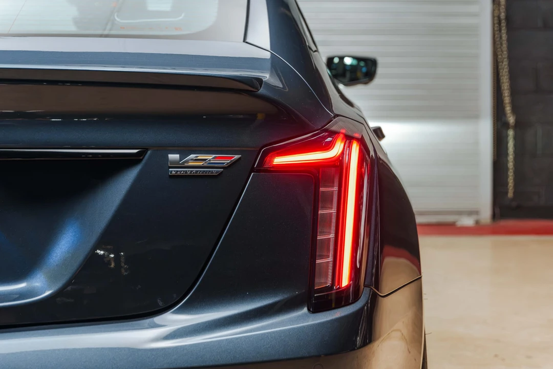 2025 Cadillac CT5-V Blackwing - Image 30 of 31