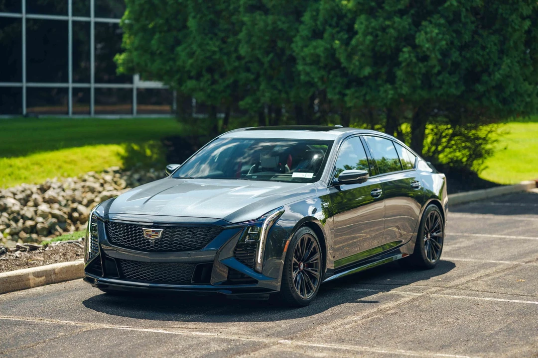 2025 Cadillac CT5-V Blackwing - Image 2 of 31