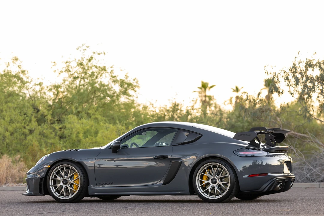2023 Porsche 718 Cayman GT4 RS - Image 24 of 31