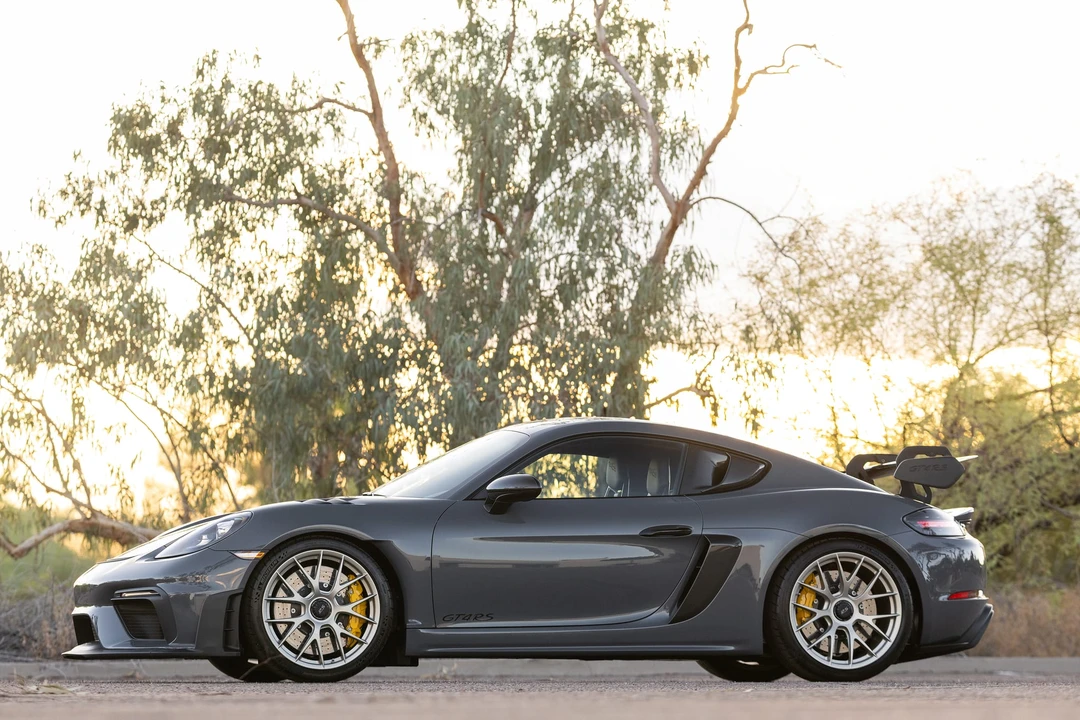 2023 Porsche 718 Cayman GT4 RS - Image 21 of 31