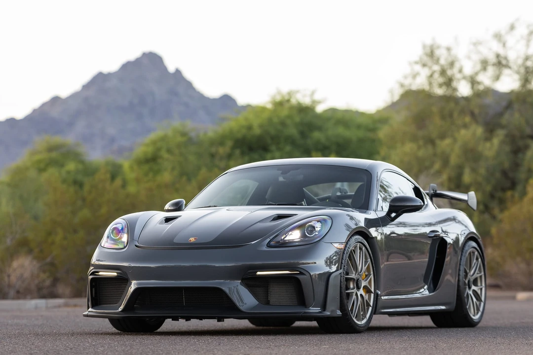 2023 Porsche 718 Cayman GT4 RS - Image 18 of 31