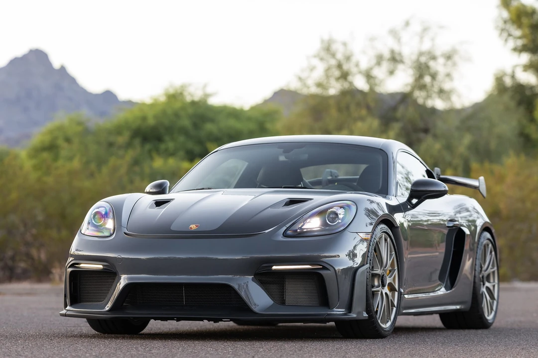 2023 Porsche 718 Cayman GT4 RS - Image 16 of 31