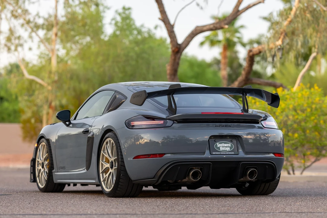 2023 Porsche 718 Cayman GT4 RS - Image 26 of 31