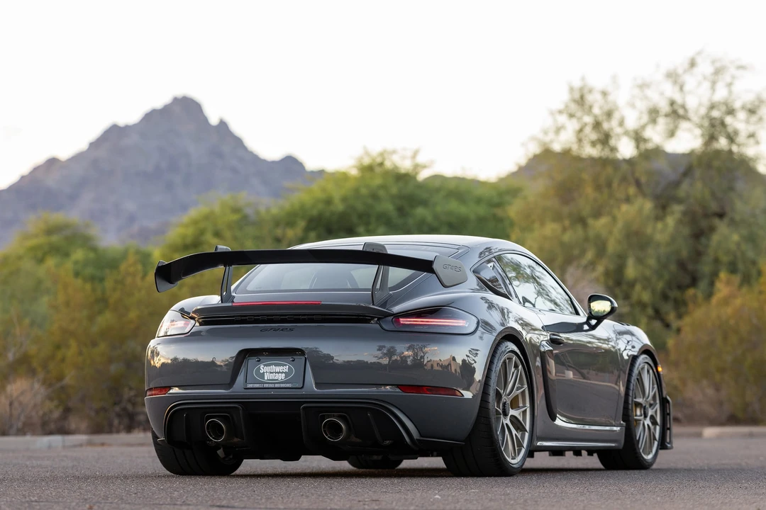 2023 Porsche 718 Cayman GT4 RS - Image 29 of 31