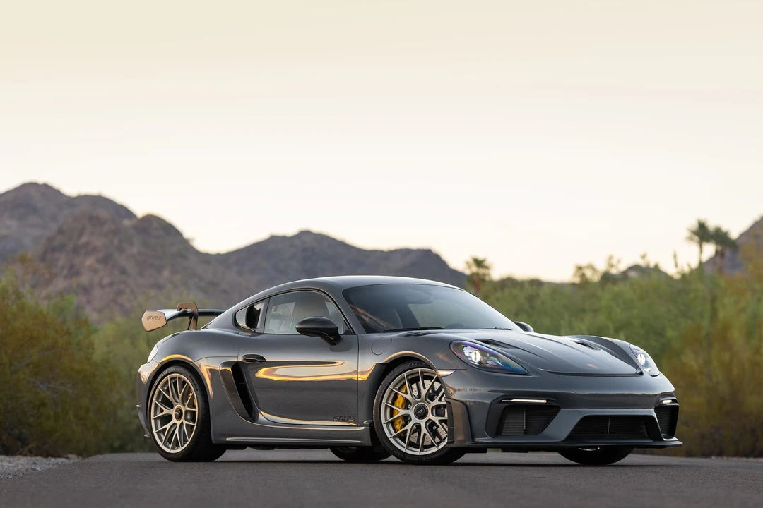 2023 Porsche 718 Cayman GT4 RS - Image 11 of 31