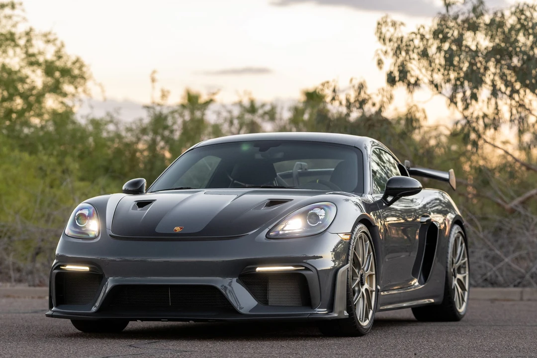 2023 Porsche 718 Cayman GT4 RS - Image 17 of 31