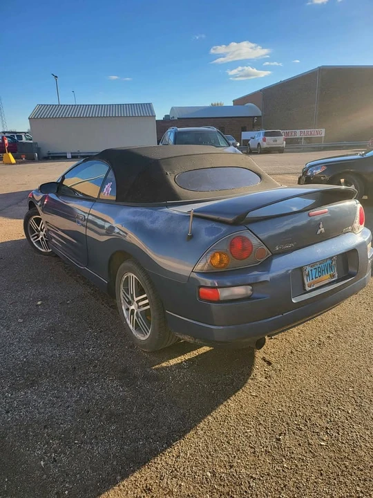 2003 Mitsubishi Eclipse 3rd Gen - Image 2 of 5