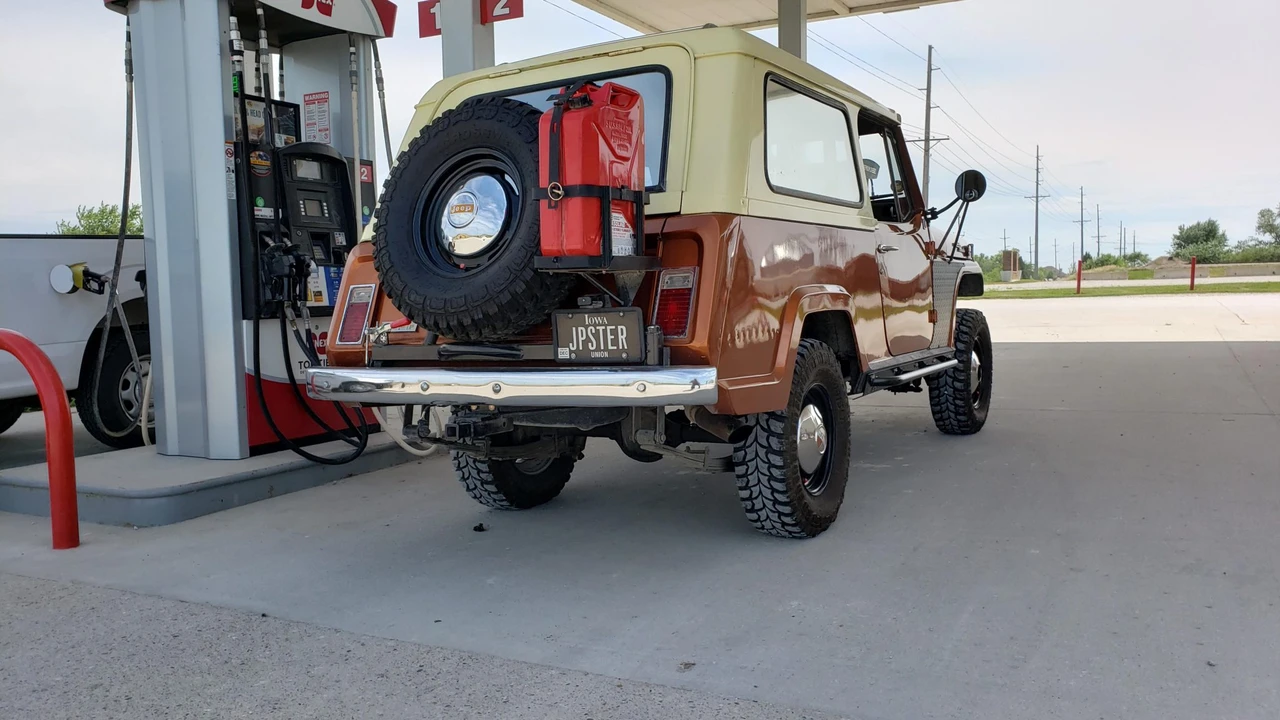 1968 Jeep Jeepster Commando - Image 14 of 31