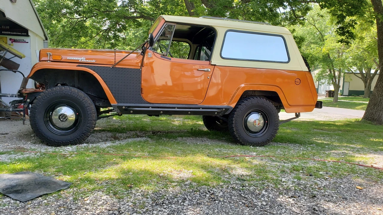 1968 Jeep Jeepster Commando - Image 3 of 31