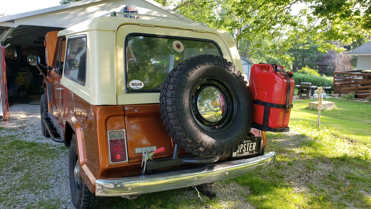 1968 Jeep Jeepster Commando - Image 9 of 31
