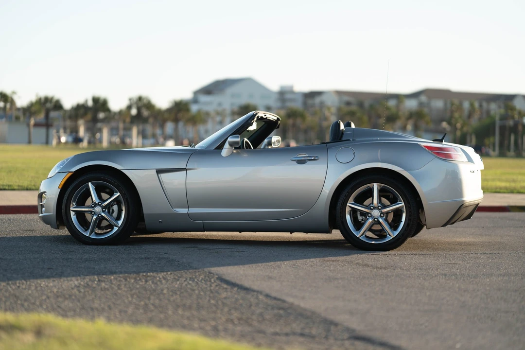 2007 Saturn Sky - Image 4 of 31