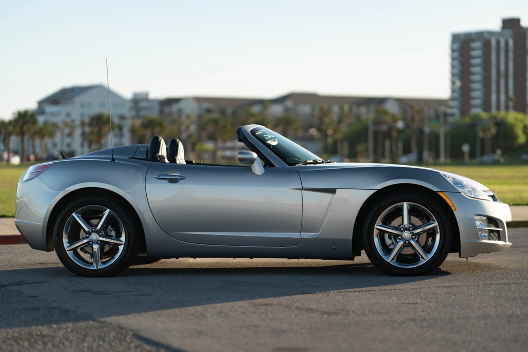 2007 Saturn Sky - Image 8 of 31
