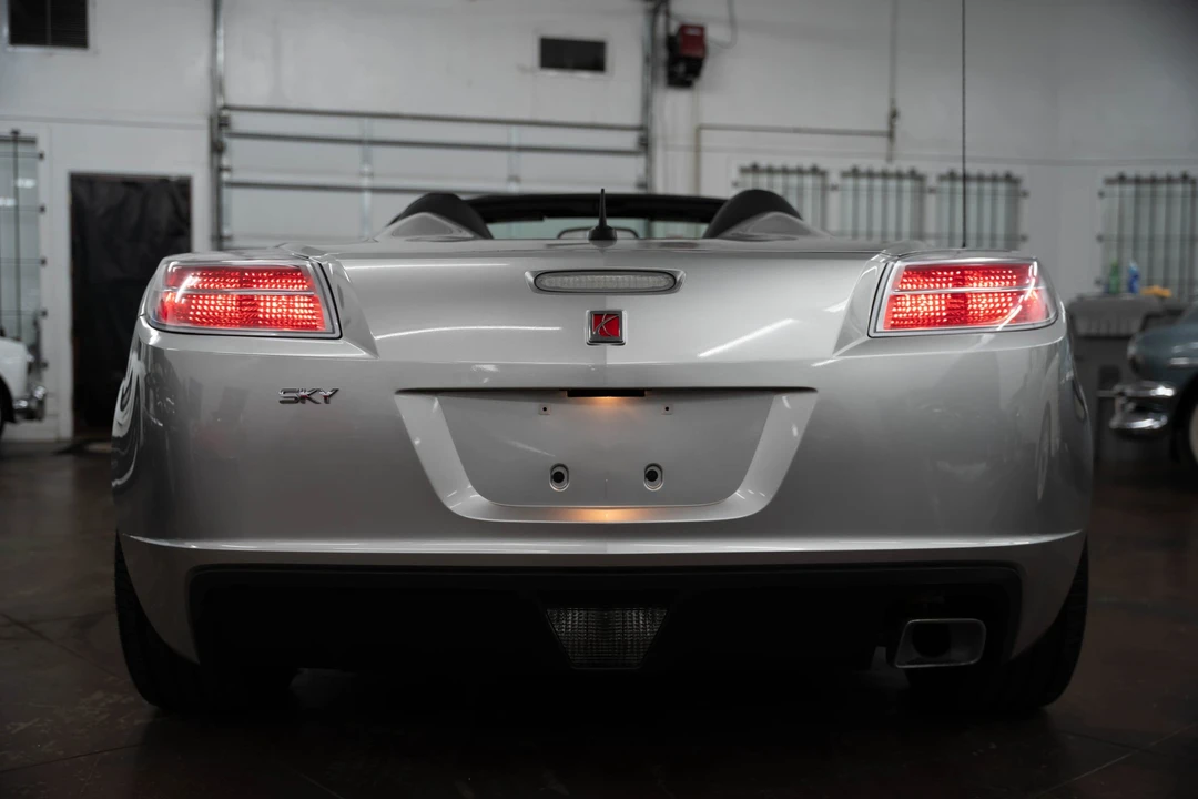 2007 Saturn Sky - Image 12 of 31