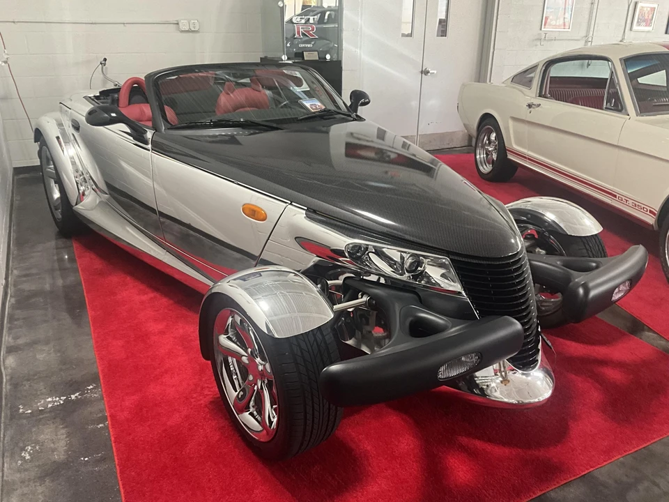 2002 Plymouth Prowler - Image 8 of 31