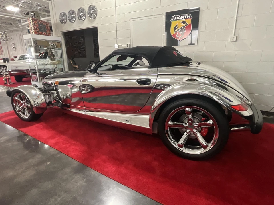 2002 Plymouth Prowler - Image 17 of 31