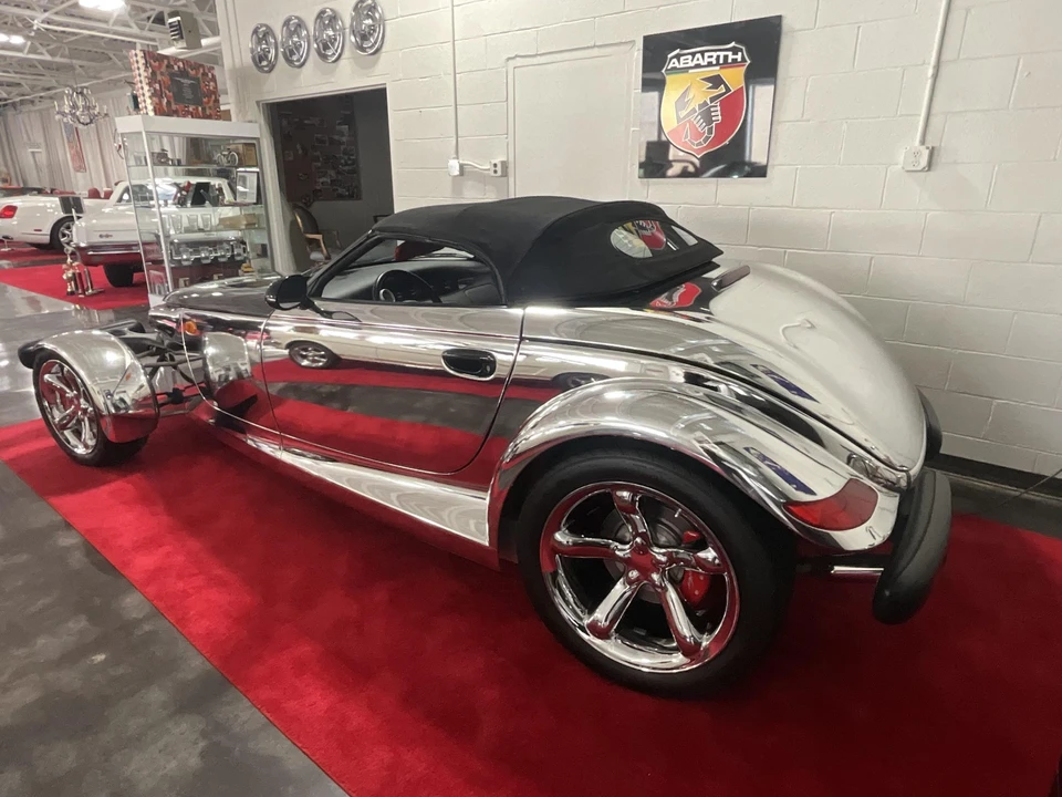 2002 Plymouth Prowler - Image 18 of 31