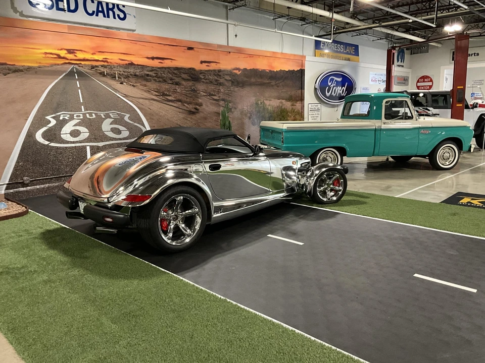 2002 Plymouth Prowler - Image 27 of 31