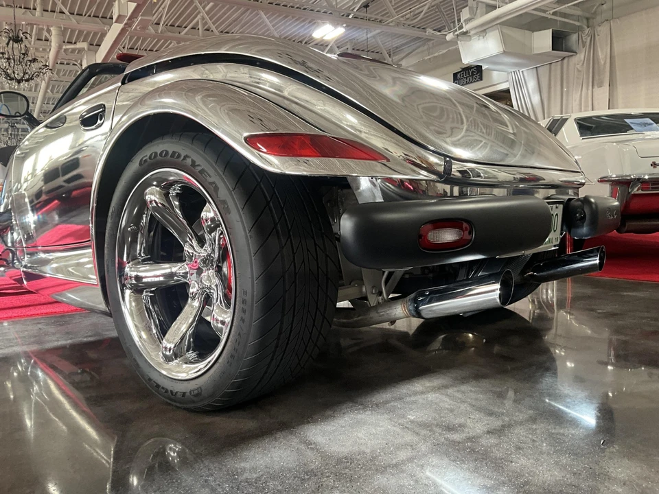 2002 Plymouth Prowler - Image 29 of 31