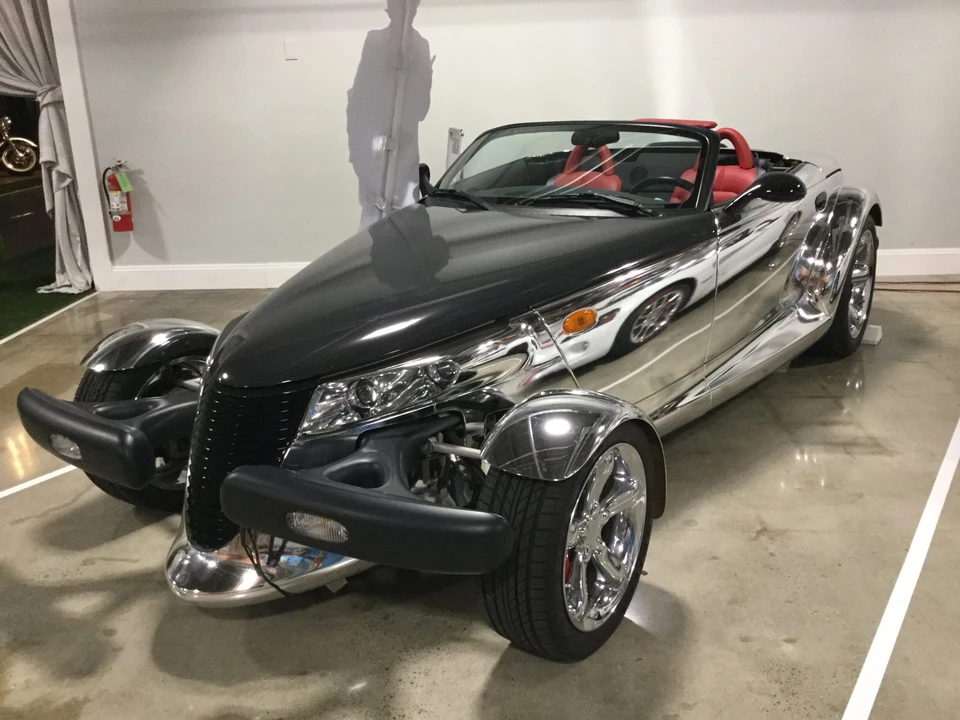 2002 Plymouth Prowler - Image 2 of 31