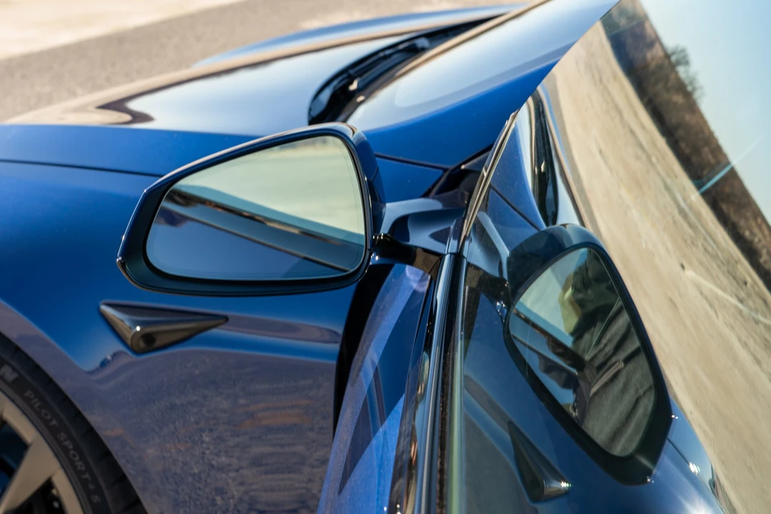 2021 Tesla Model S Plaid - Image 18 of 31