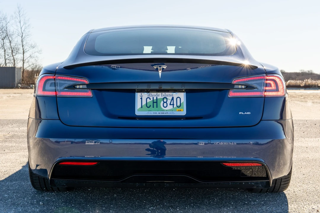 2021 Tesla Model S Plaid - Image 23 of 31