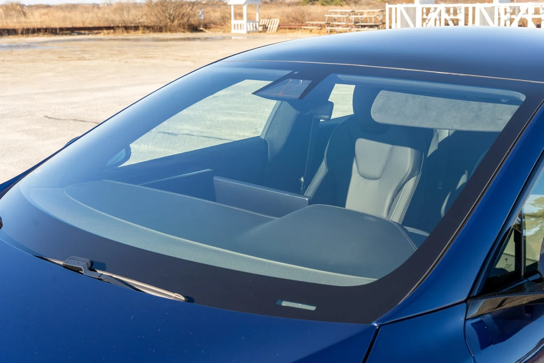 2021 Tesla Model S Plaid - Image 14 of 31