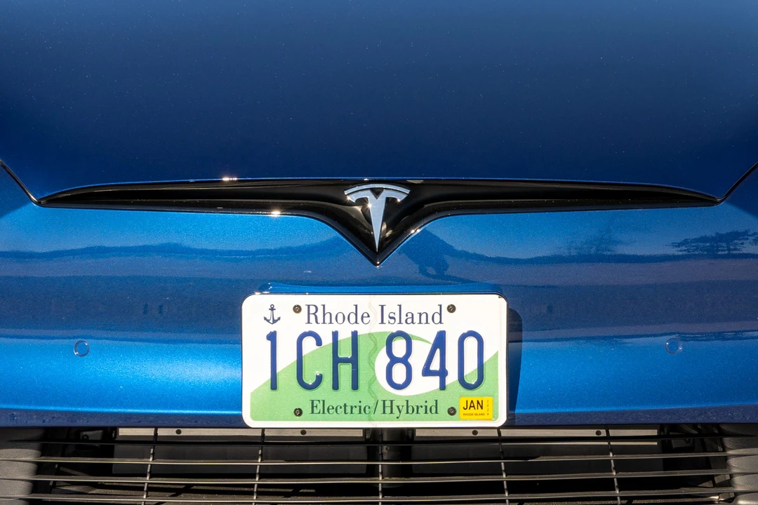 2021 Tesla Model S Plaid - Image 12 of 31