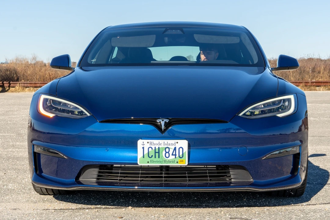 2021 Tesla Model S Plaid - Image 10 of 31