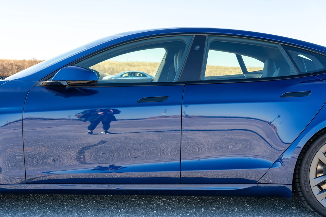 2021 Tesla Model S Plaid - Image 16 of 31