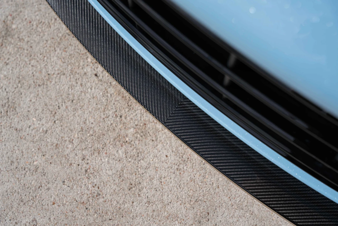 2013 Aston Martin Vantage - Image 31 of 31