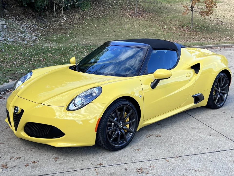 2016 Alfa Romeo 4C Spider - Image 5 of 31