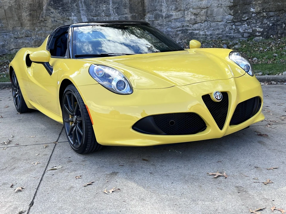 2016 Alfa Romeo 4C Spider - Image 16 of 31